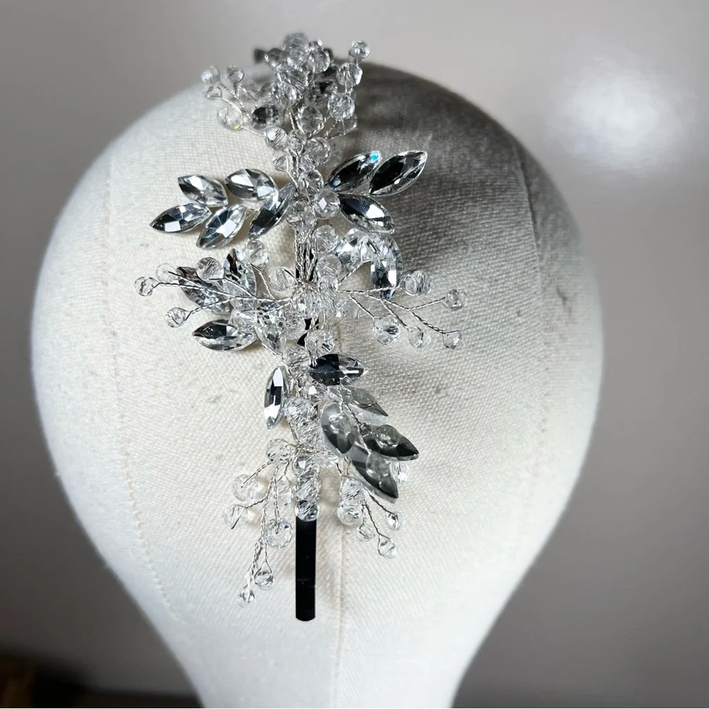 Bridal Silver Tone White Gemstone Floral Vine Headband